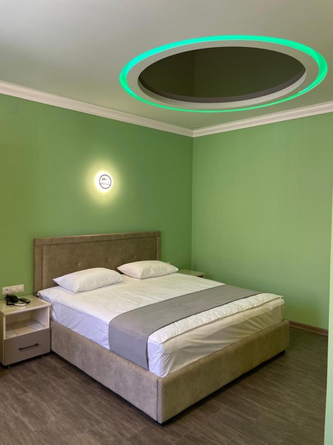 Central Hotel Gyumri Eksteriør bilde