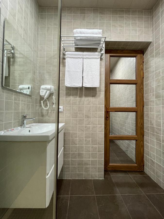 Central Hotel Gyumri Eksteriør bilde