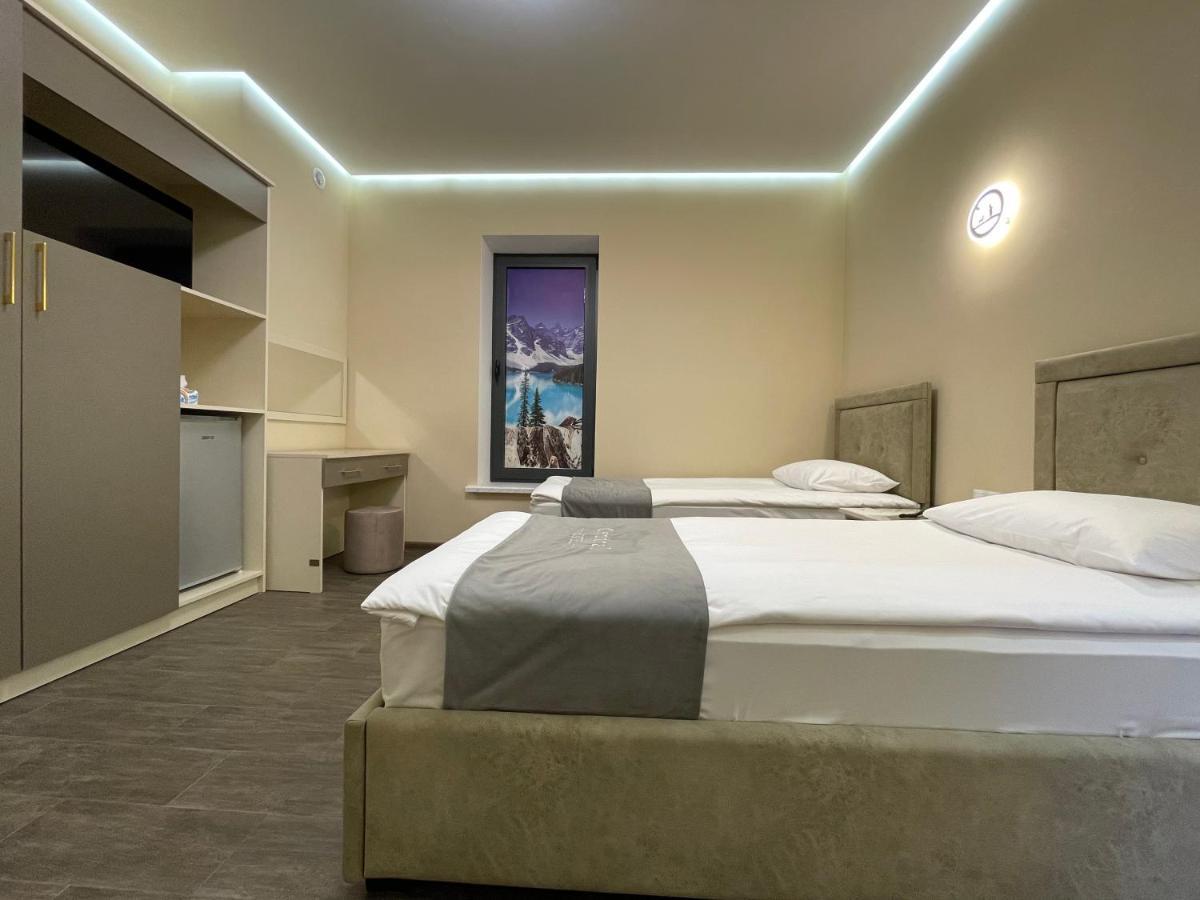 Central Hotel Gyumri Eksteriør bilde