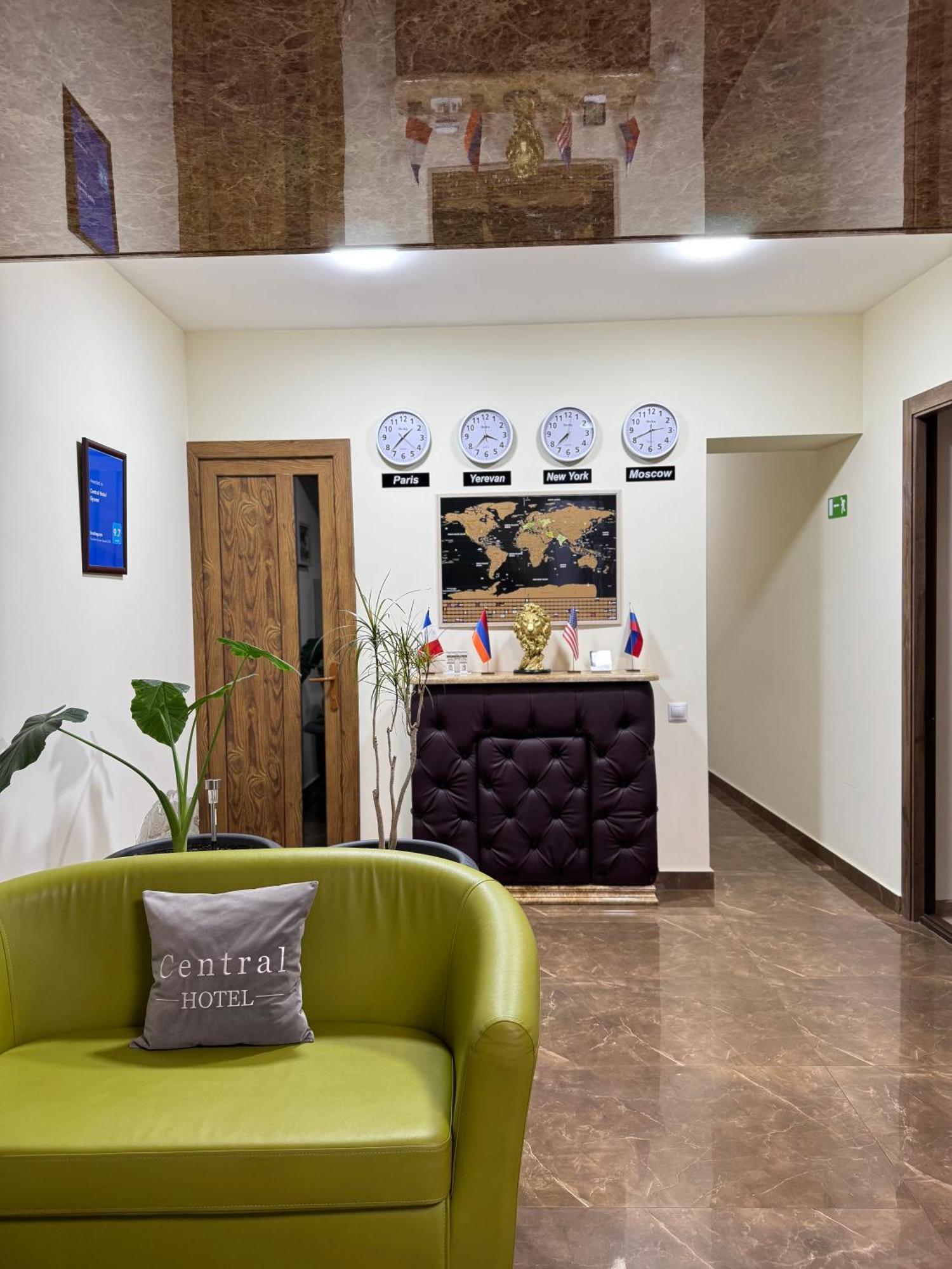 Central Hotel Gyumri Eksteriør bilde